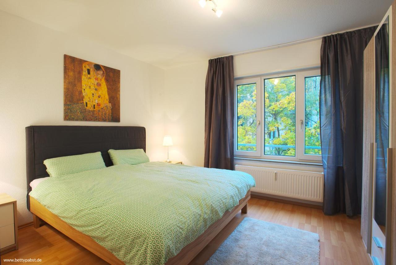 Apartment An Der Uni Mit Tiefgarage Und Loggia Leipzig Ngoại thất bức ảnh